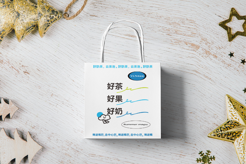 無紡布手提袋批發(fā)價(jià)格/></h3><h3>無紡布手提袋批發(fā)價(jià)格，印刷與制袋占大頭！</h3><p>如果一批無紡布袋的成本是10塊錢，那么原材料可能會(huì)占2塊，印刷與制袋環(huán)節(jié)所耗費(fèi)的成本就可能達(dá)到5塊左右，剩下的則是人工、運(yùn)輸和流通成本。針對(duì)無紡布袋的印刷工藝可以粗略地分為三種，也就是水印、熱轉(zhuǎn)印和凹版印刷，三種工藝成本各有不同。</p><p>較為便宜的是水印工藝，較貴的則是熱轉(zhuǎn)印工藝，但到的印刷效果也是一分錢一分貨，后者要比前者更優(yōu)秀，制袋也是同樣的道理。</p><h3 style=